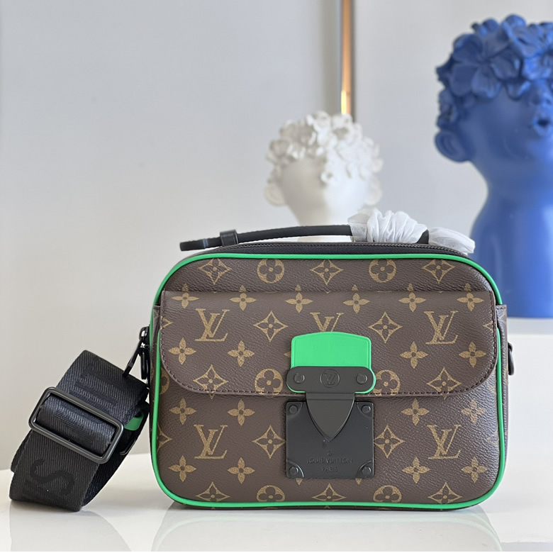 高仿lv男包S-Lock 郵差包凝聚路易威登的經典筆觸M46246￥1480.00的图片-高仿LV包包、高仿lv男包