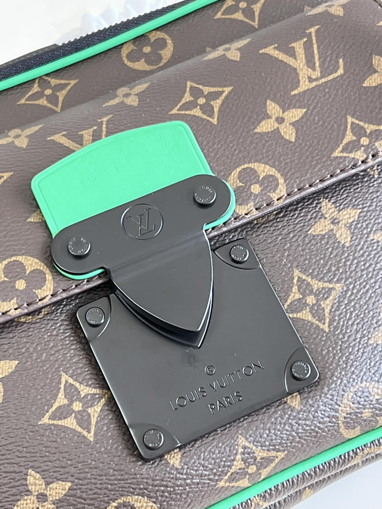 高仿lv男包S-Lock 郵差包凝聚路易威登的經典筆觸M46246￥1480.00的图片-高仿LV包包、高仿lv男包