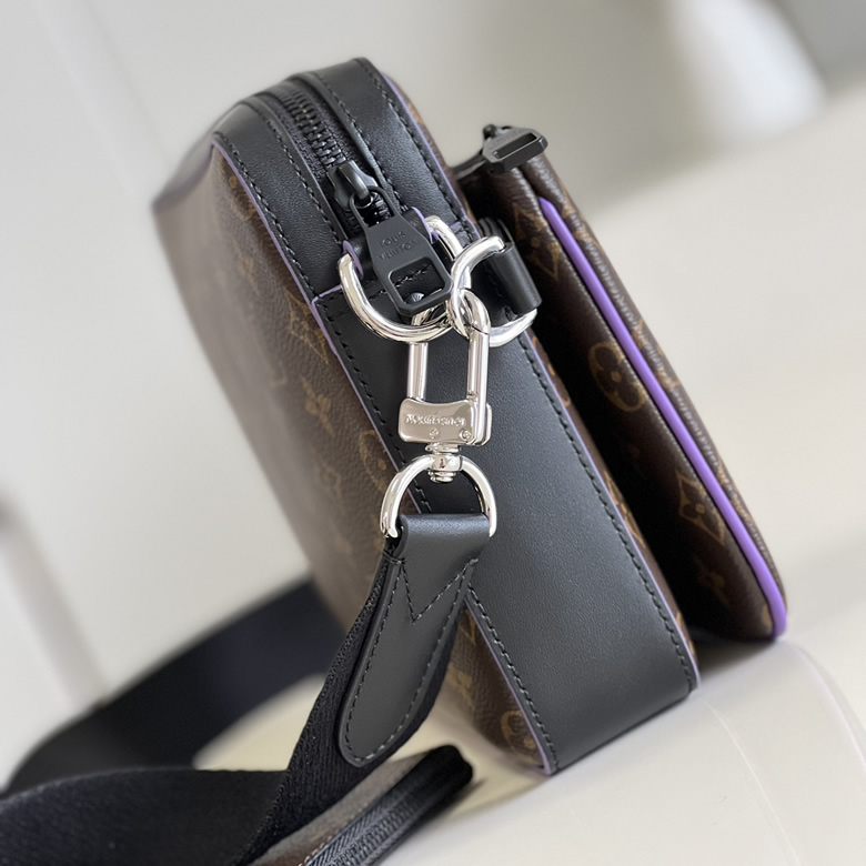 高仿lv男士郵差包Monogram Macassar 帆佈塑造靈活構型 M46266￥1480.00的图片-高仿LV包包、高仿lv男包