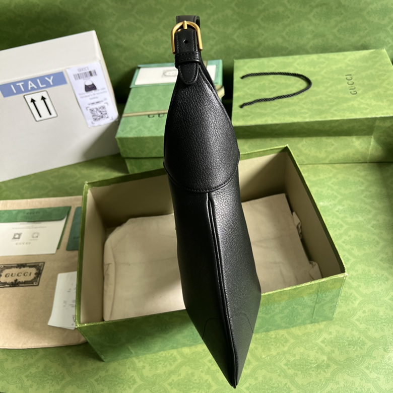 GUCCI/古馳中號新月造型肩背包726274黑色皮革￥1880.00的图片-高仿古奇包包Gucci、高仿古奇女包Gucci