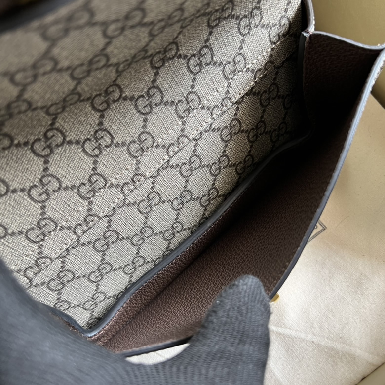 高仿古奇女包米色和烏木色GG Supreme帆佈718154￥1４８０.00的图片-高仿古奇包包Gucci、高仿古奇女包Gucci