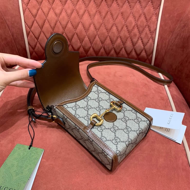 高仿GUCCI古馳1955Horsebit馬銜扣翻蓋迷妳單肩斜挎包625615 92TCG 8563￥1280.00的图片-高仿古奇包包Gucci、高仿古奇男包Gucci