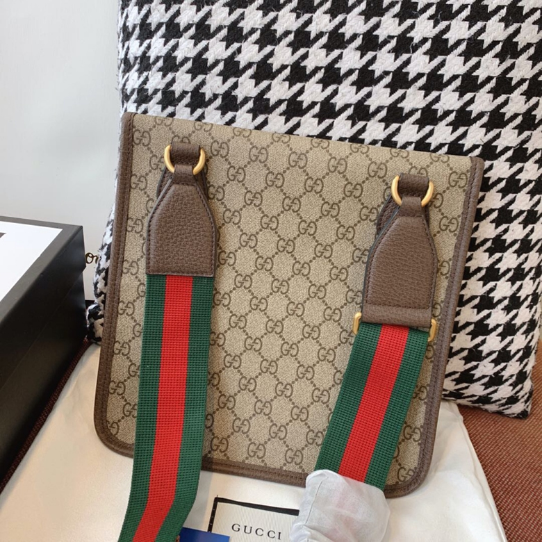 原單古馳男包Neo Vintage GG中號郵差包紅色皮革滾邊598604￥1480.00的图片-高仿古奇包包Gucci、高仿古奇男包Gucci