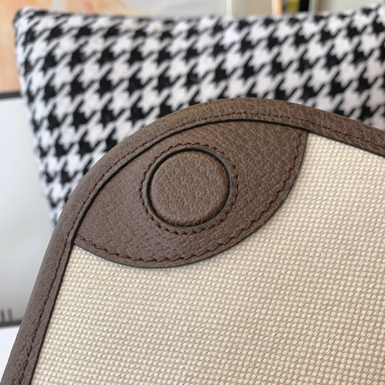 原單古馳男包Neo Vintage GG中號郵差包紅色皮革滾邊598604￥1480.00的图片-高仿古奇包包Gucci、高仿古奇男包Gucci