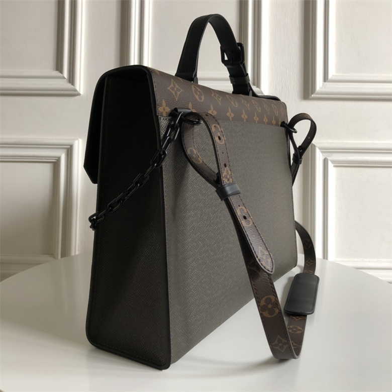 lv高仿公文包-驢牌2020潮款Robusto公文包M30591墨綠¥1880.00的图片-高仿LV包包、高仿lv男包 lv高仿公文包-驢牌2020潮款Robusto公文包M30591墨綠¥1880.00的图片-高仿LV包包、高仿lv男包