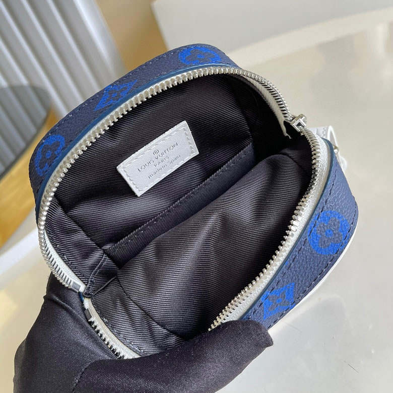 新款LV高仿男包 LV迷妳老花字體絲印挎包M46116藍色¥1480.00的图片-高仿LV包包、高仿lv男包 新款LV高仿男包 LV迷妳老花字體絲印挎包M46116藍色¥1480.00的图片-高仿LV包包、高仿lv男包