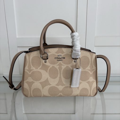 【新品】COACH/蔻馳高仿包奧萊女士老花SAVANNAH小號CARRYALL手提斜挎包