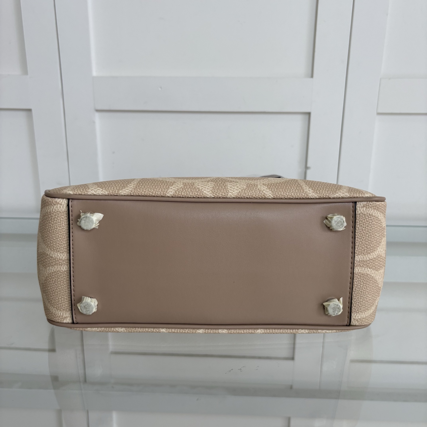 【新品】COACH/蔻馳高仿包奧萊女士老花SAVANNAH小號CARRYALL手提斜挎包的图片-高仿蔻馳包包coach