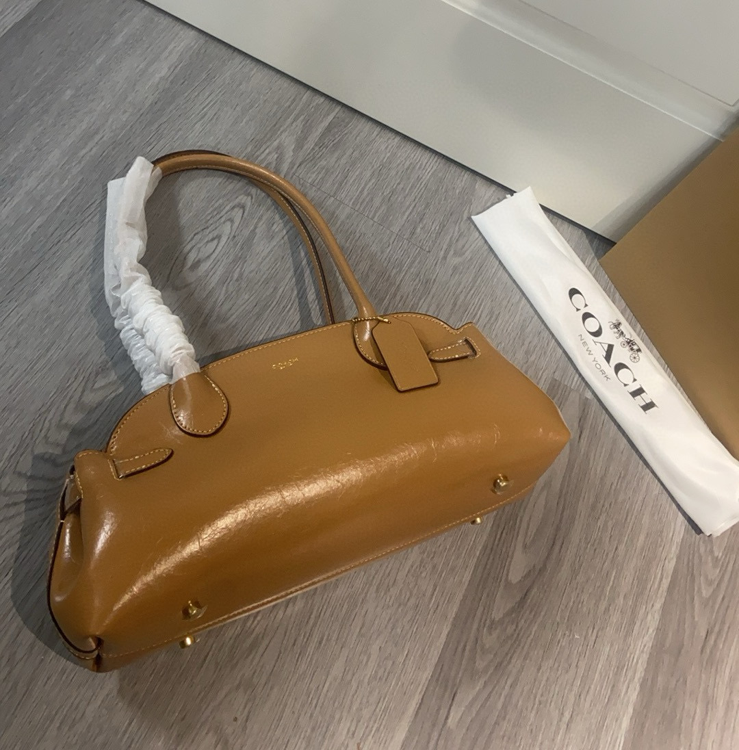 Coach蔻馳CAM03 復古風娜紮同款非常有𠆤性的一款包的图片-高仿蔻馳包包coach