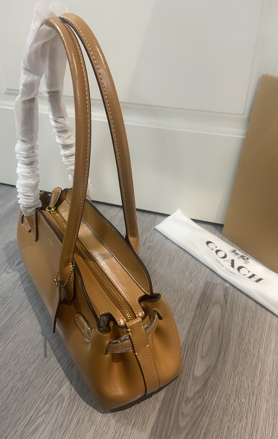 Coach蔻馳CAM03 復古風娜紮同款非常有𠆤性的一款包的图片-高仿蔻馳包包coach