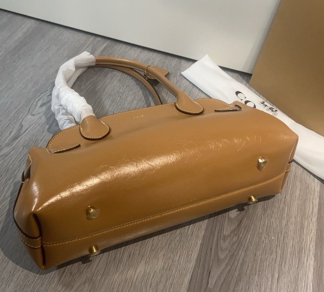 Coach蔻馳CAM03 復古風娜紮同款非常有𠆤性的一款包的图片-高仿蔻馳包包coach