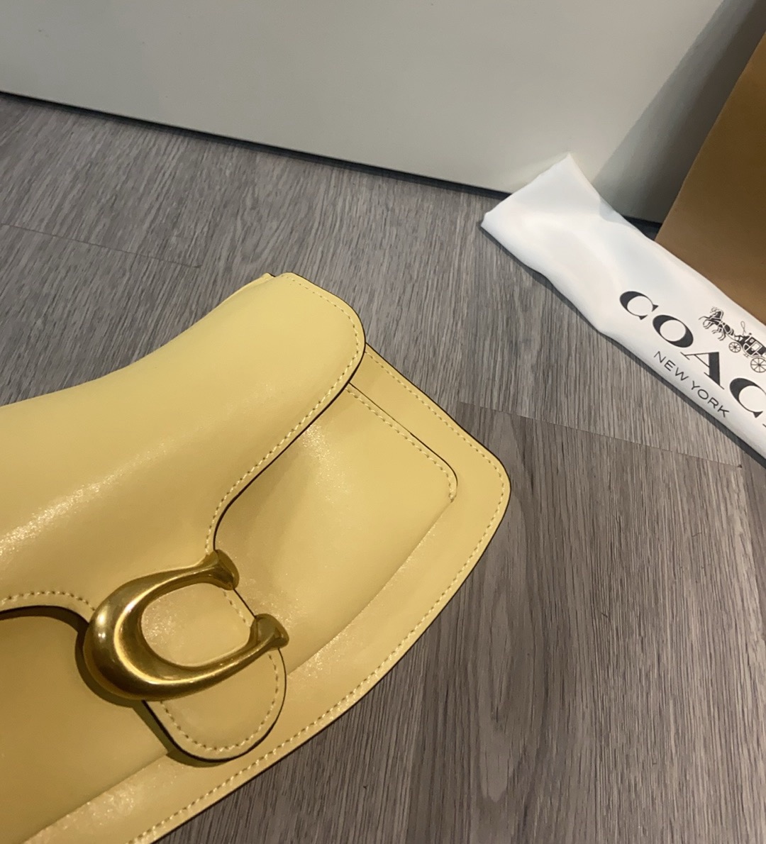 coach newcan26 tabby海浪包尺寸26cm的图片-高仿蔻馳包包coach