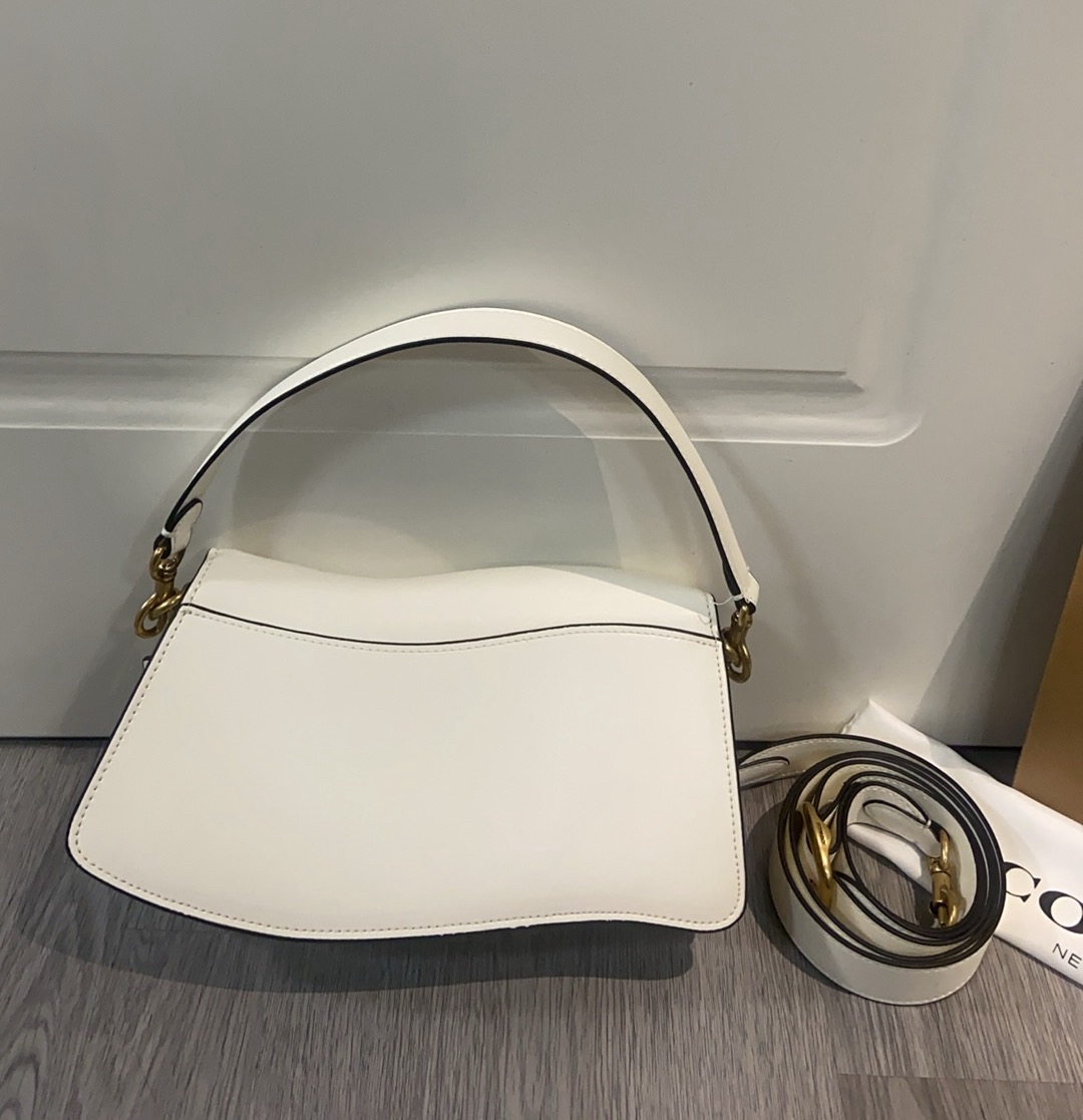 蔻馳海浪包春天的季節就要一起多!巴!胺!的图片-高仿蔻馳包包coach