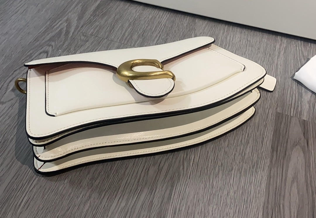 蔻馳海浪包春天的季節就要一起多!巴!胺!的图片-高仿蔻馳包包coach