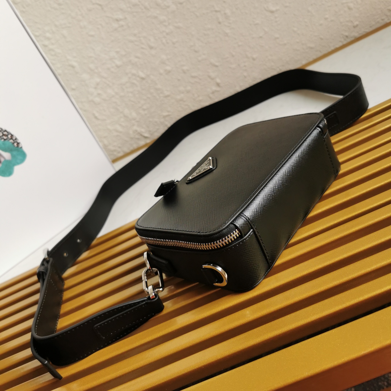 【頂級原單包普拉達】新款相機包2VH070手提包的图片-高仿普拉达包包