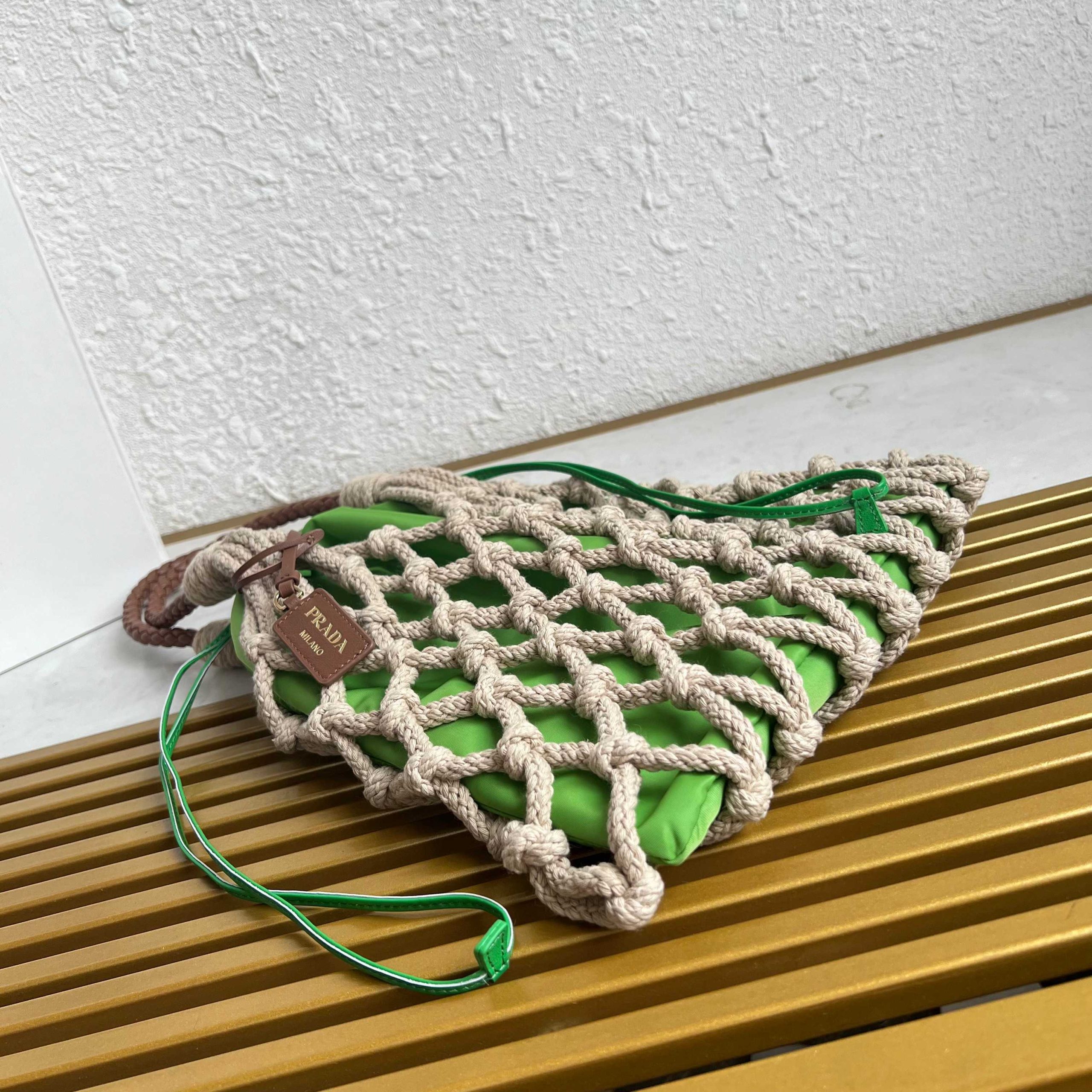 【頂級原單包普拉達】新品編織1BC111棉質花邊手袋的图片-高仿普拉达包包 【頂級原單包普拉達】新品編織1BC111棉質花邊手袋的图片-高仿普拉达包包