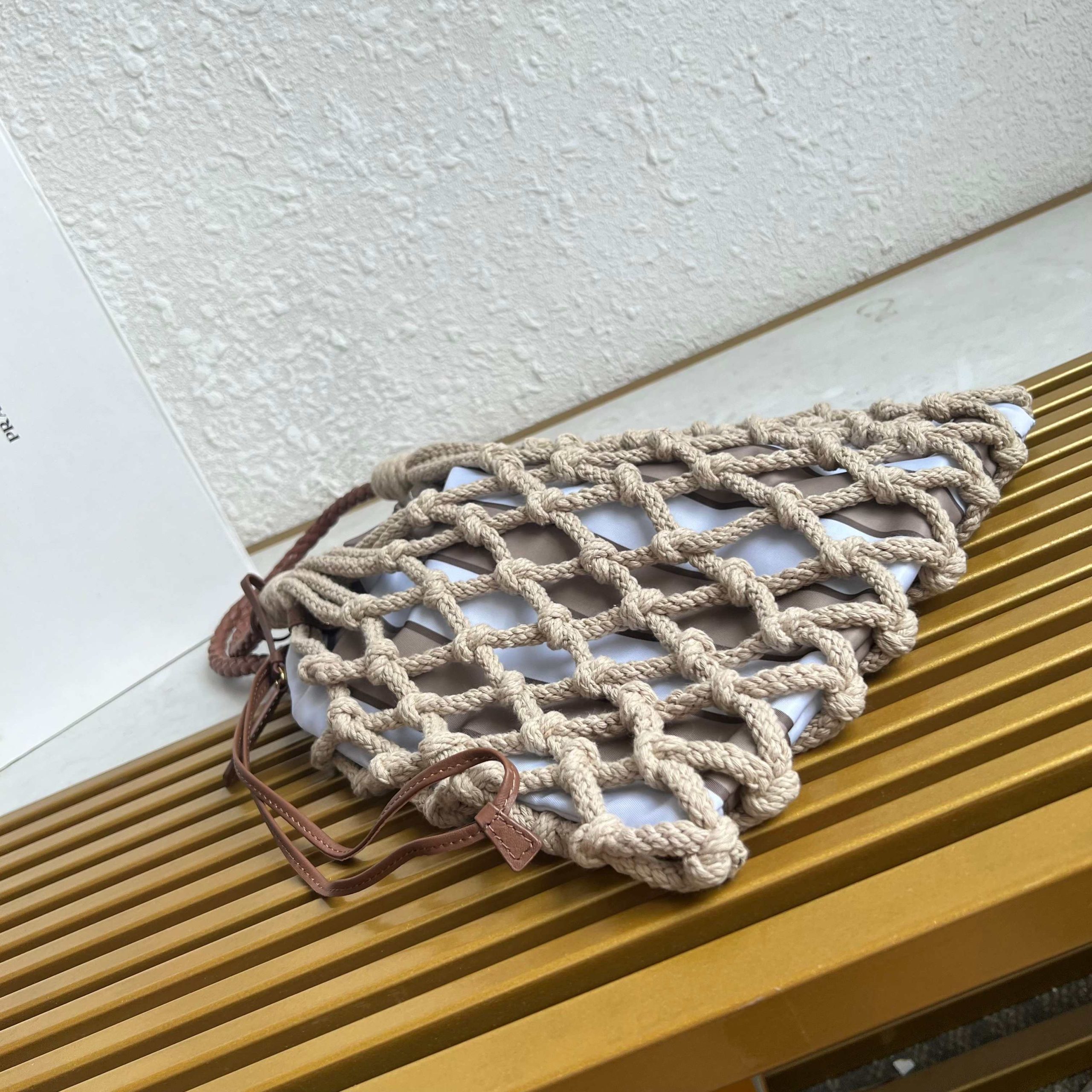 【頂級原單】新品編織1BC111棉質花邊手袋一比一高仿包普拉達的图片-高仿普拉达包包 【頂級原單】新品編織1BC111棉質花邊手袋一比一高仿包普拉達的图片-高仿普拉达包包