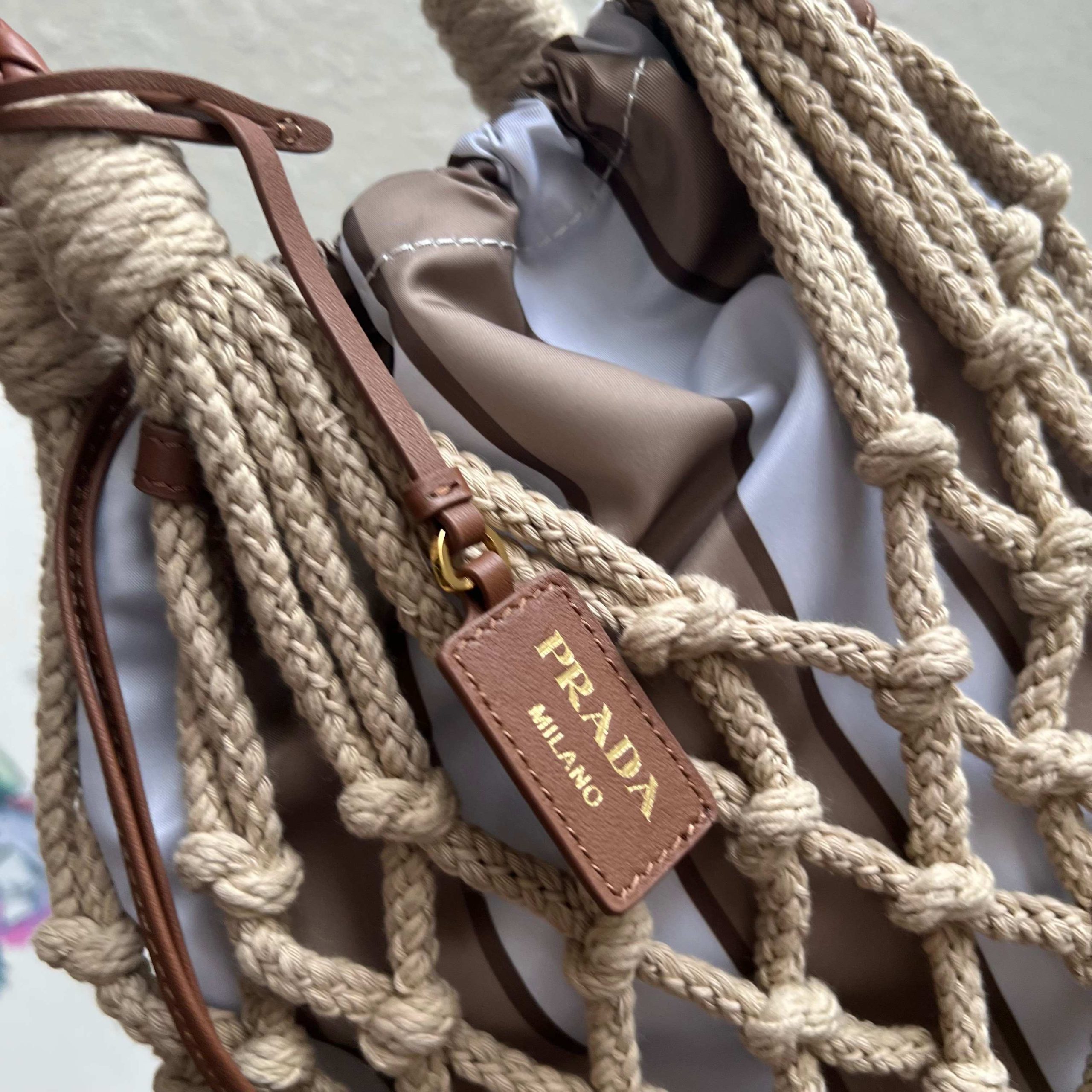 【頂級原單】新品編織1BC111棉質花邊手袋一比一高仿包普拉達的图片-高仿普拉达包包 【頂級原單】新品編織1BC111棉質花邊手袋一比一高仿包普拉達的图片-高仿普拉达包包