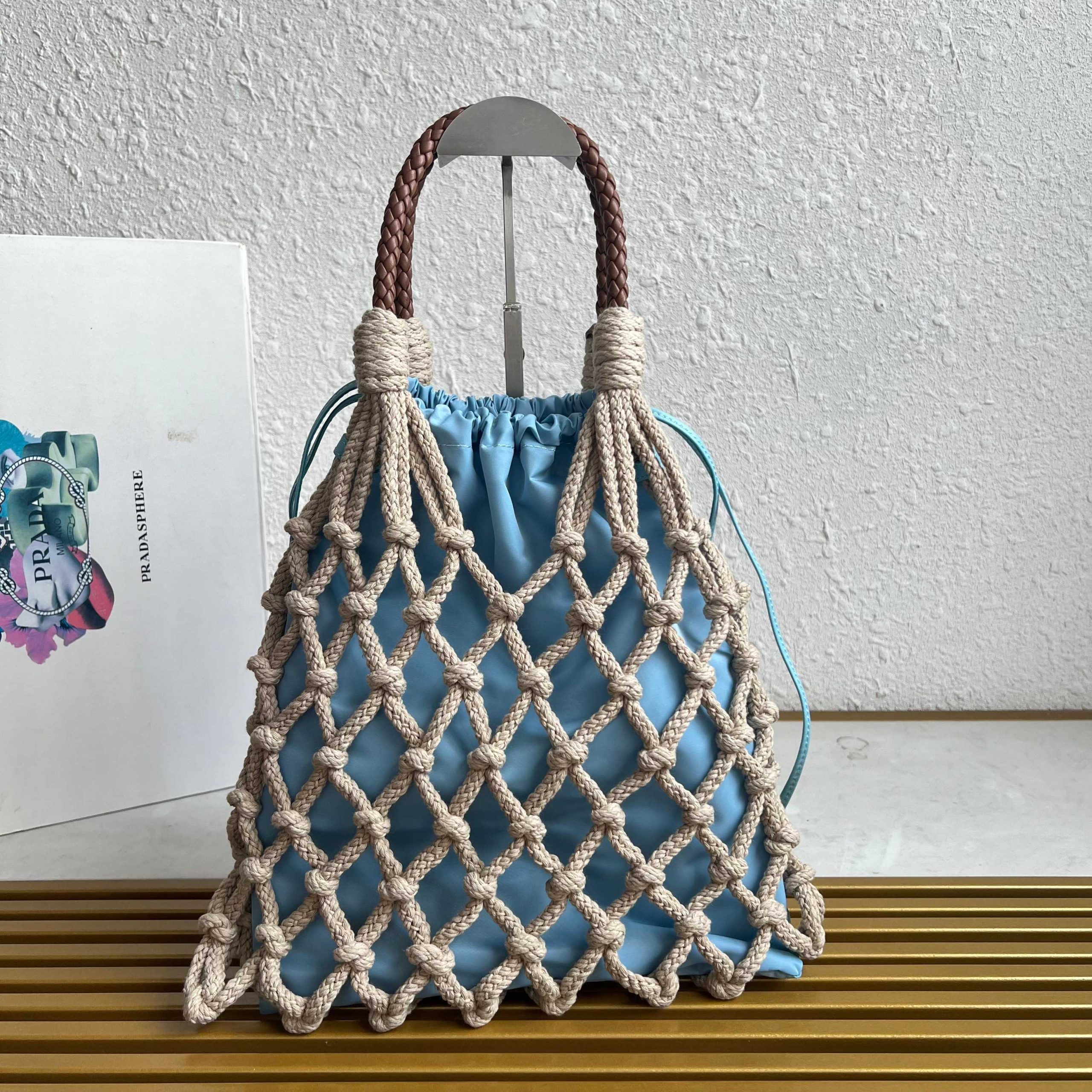 【頂級原單普拉達】🎉新品編織🎉1BC111棉質花邊高仿手袋的图片-高仿普拉达包包 【頂級原單普拉達】🎉新品編織🎉1BC111棉質花邊高仿手袋的图片-高仿普拉达包包