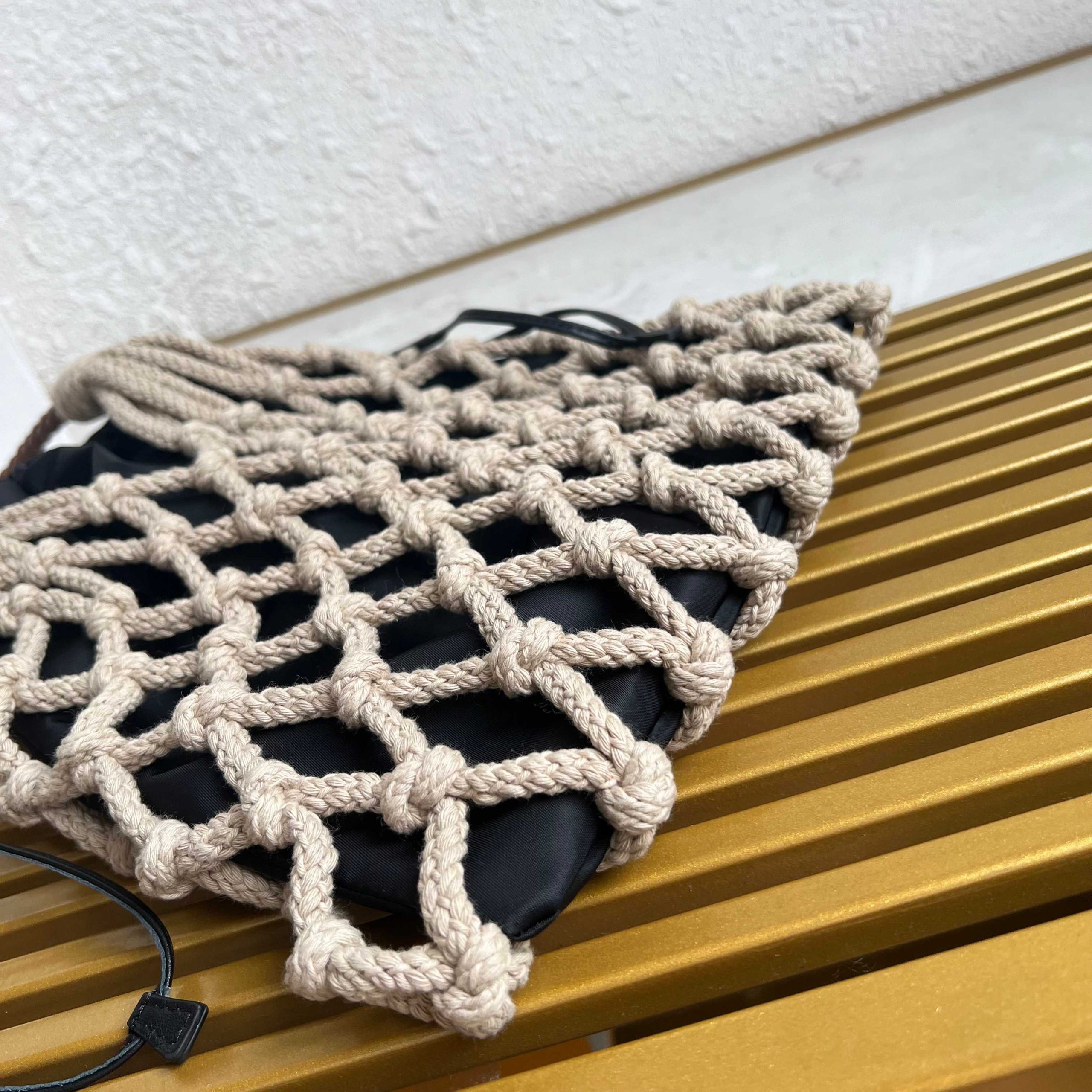 【頂級原單普拉達】1BC111棉質花邊手袋一比一高仿包的图片-高仿普拉达包包 【頂級原單普拉達】1BC111棉質花邊手袋一比一高仿包的图片-高仿普拉达包包