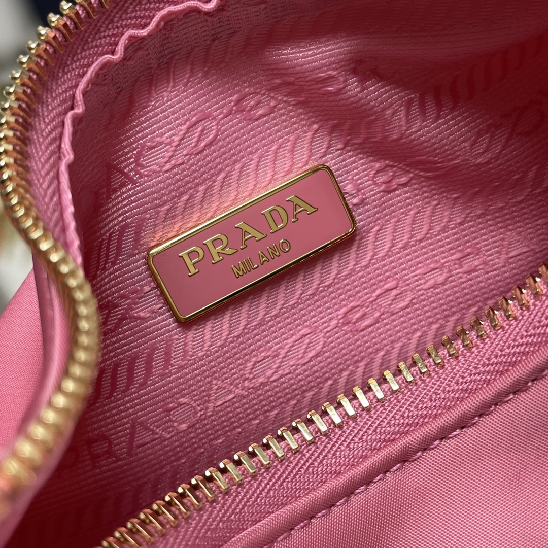 【頂級原單高仿包普拉達】Prada進口原廠降落傘布料的图片-高仿普拉达包包 【頂級原單高仿包普拉達】Prada進口原廠降落傘布料的图片-高仿普拉达包包