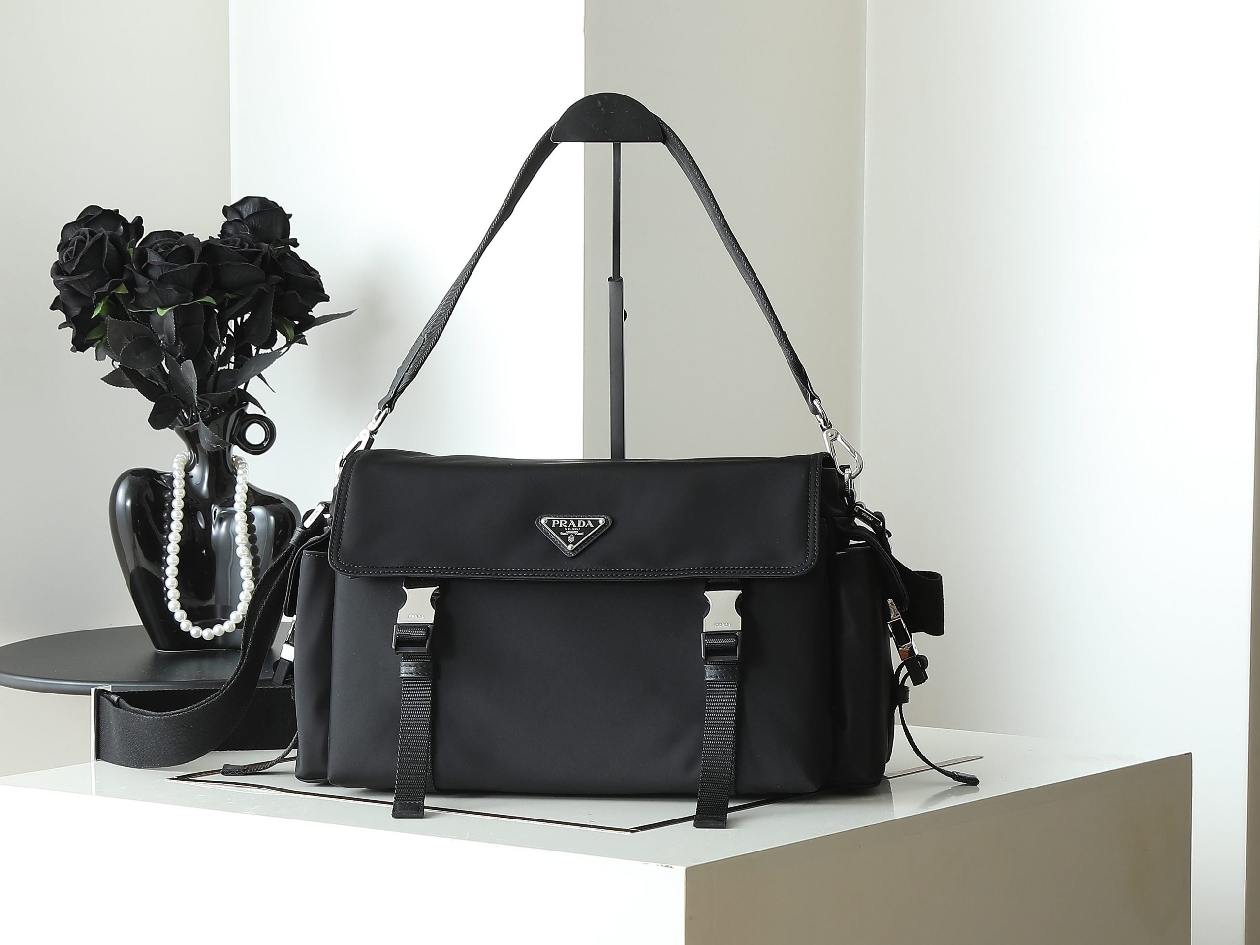 頂級原單包普拉達長38x高37x底20cm配有肩帶和可拆卸提手的图片-高仿普拉达包包 頂級原單包普拉達長38x高37x底20cm配有肩帶和可拆卸提手的图片-高仿普拉达包包