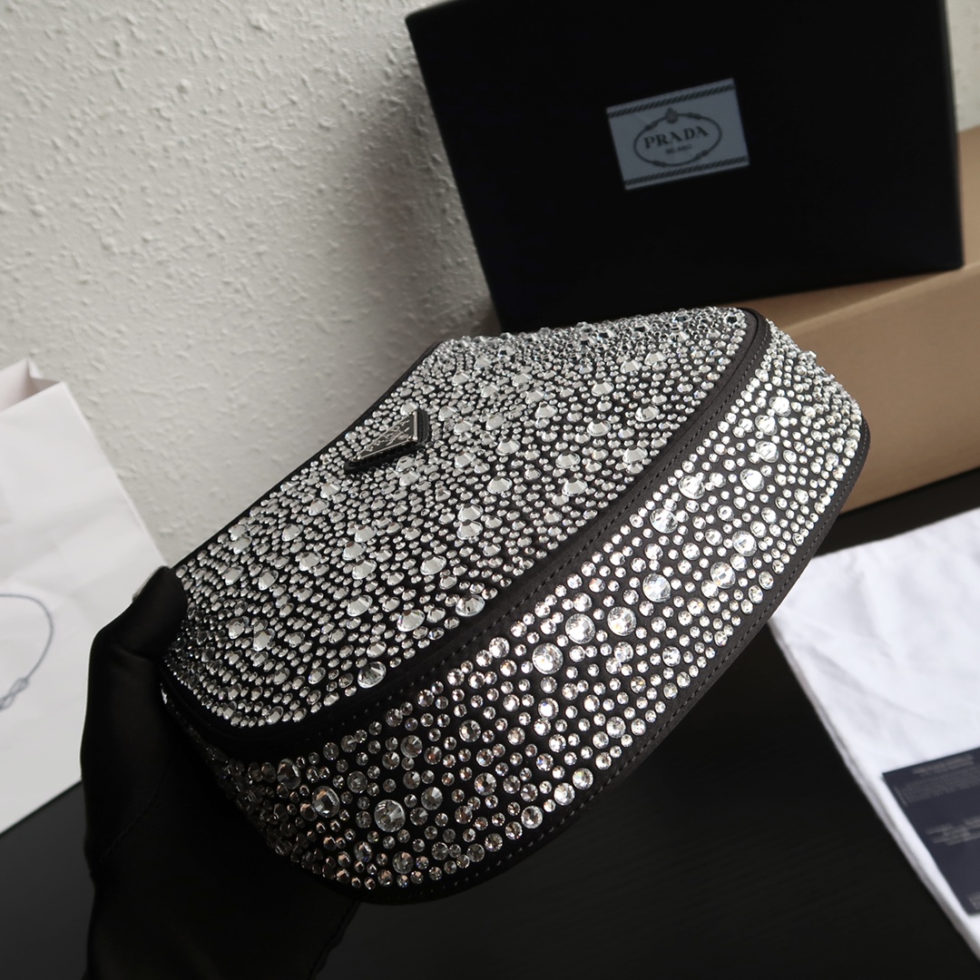 頂級原單包包普拉達滿天星腋下包1BC169長22x高18.5x底4.5cm的图片-高仿普拉达包包