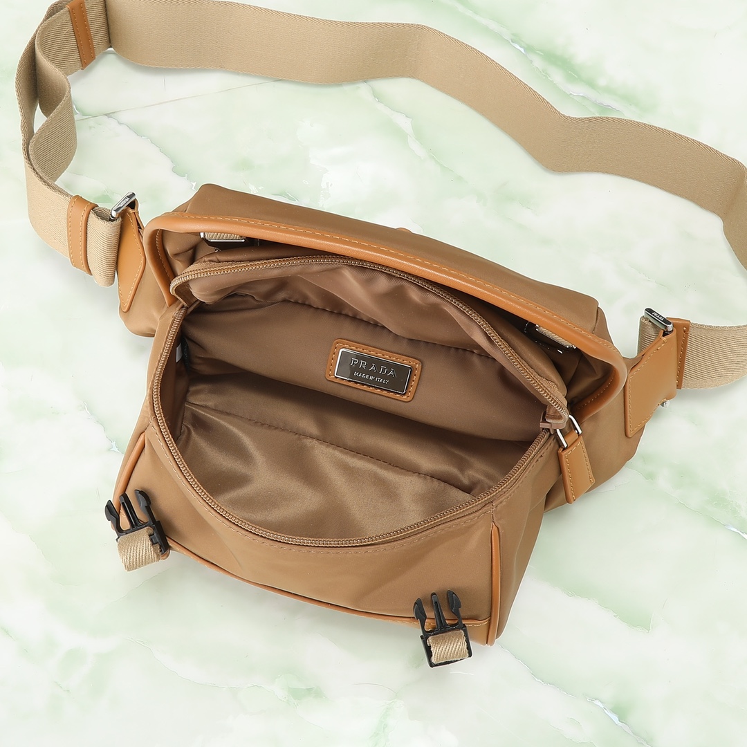 原單包普拉達升級版配盒子迷你郵差包長20x高13x底9cm的图片-高仿普拉达包包