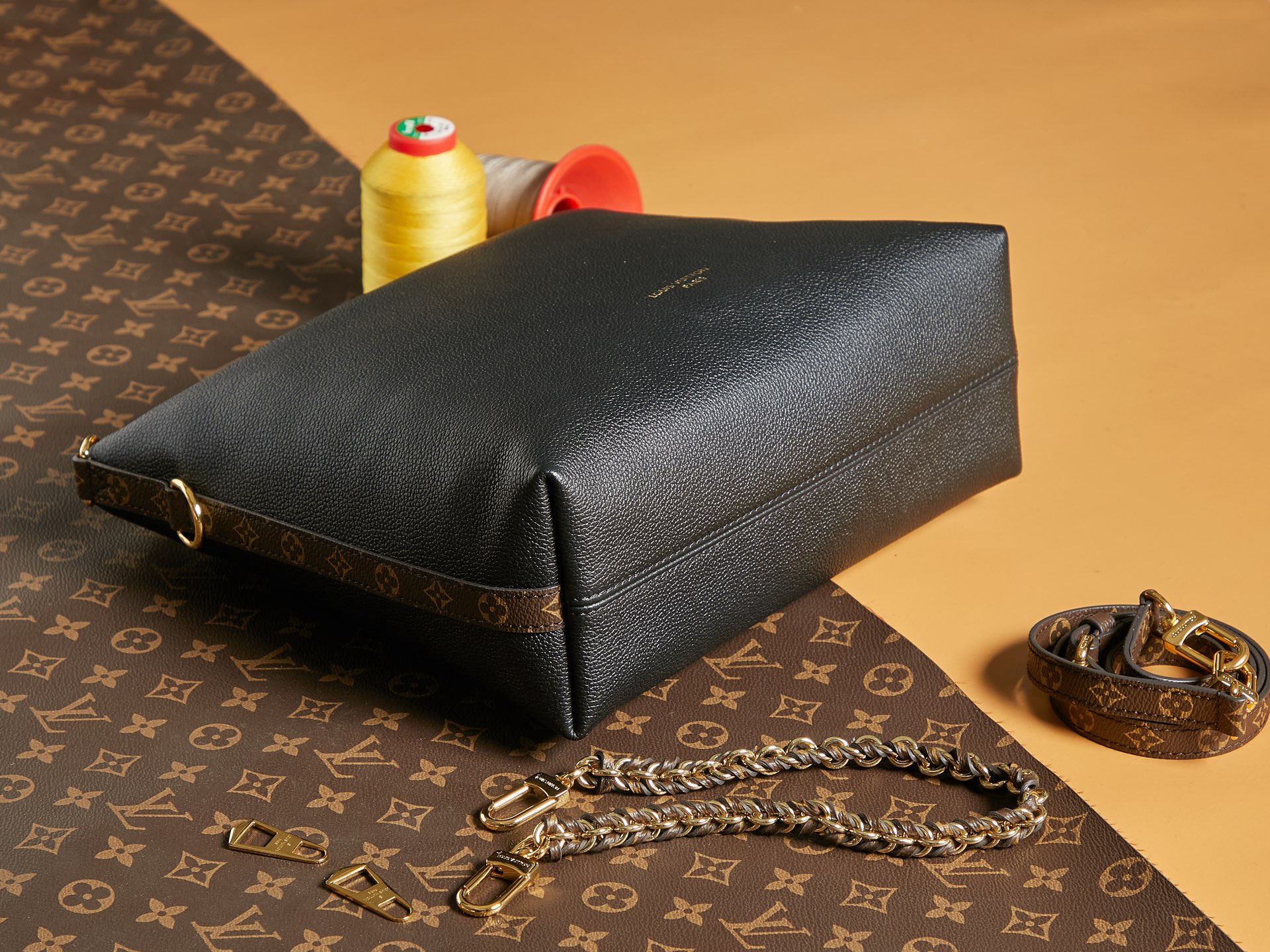 【LV頂級原單包 獨家實拍 動態163c】M28098 Multipass 手袋的图片-高仿LV包包、高仿lv女包