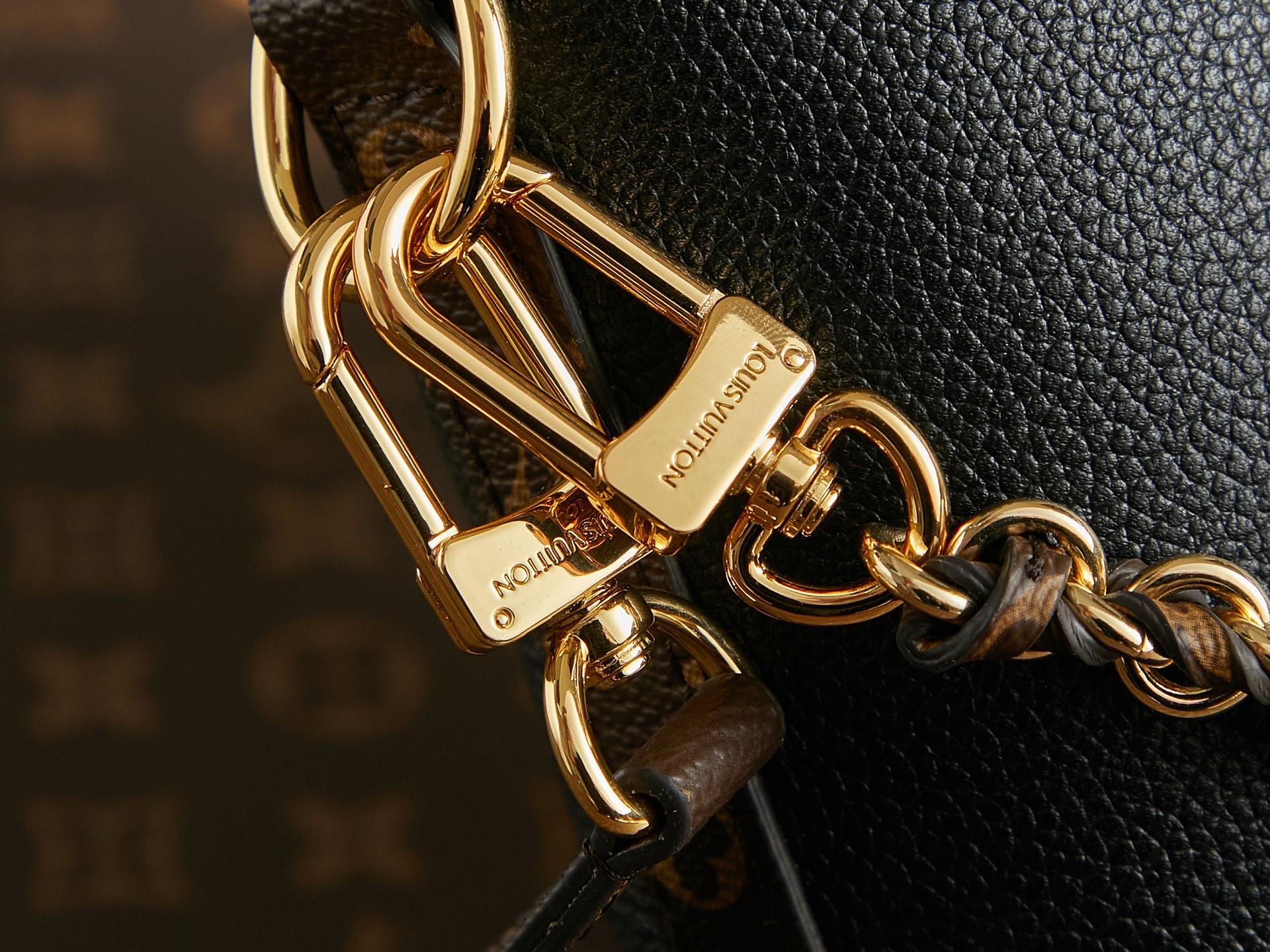 【LV頂級原單包 獨家實拍 動態163c】M28098 Multipass 手袋的图片-高仿LV包包、高仿lv女包