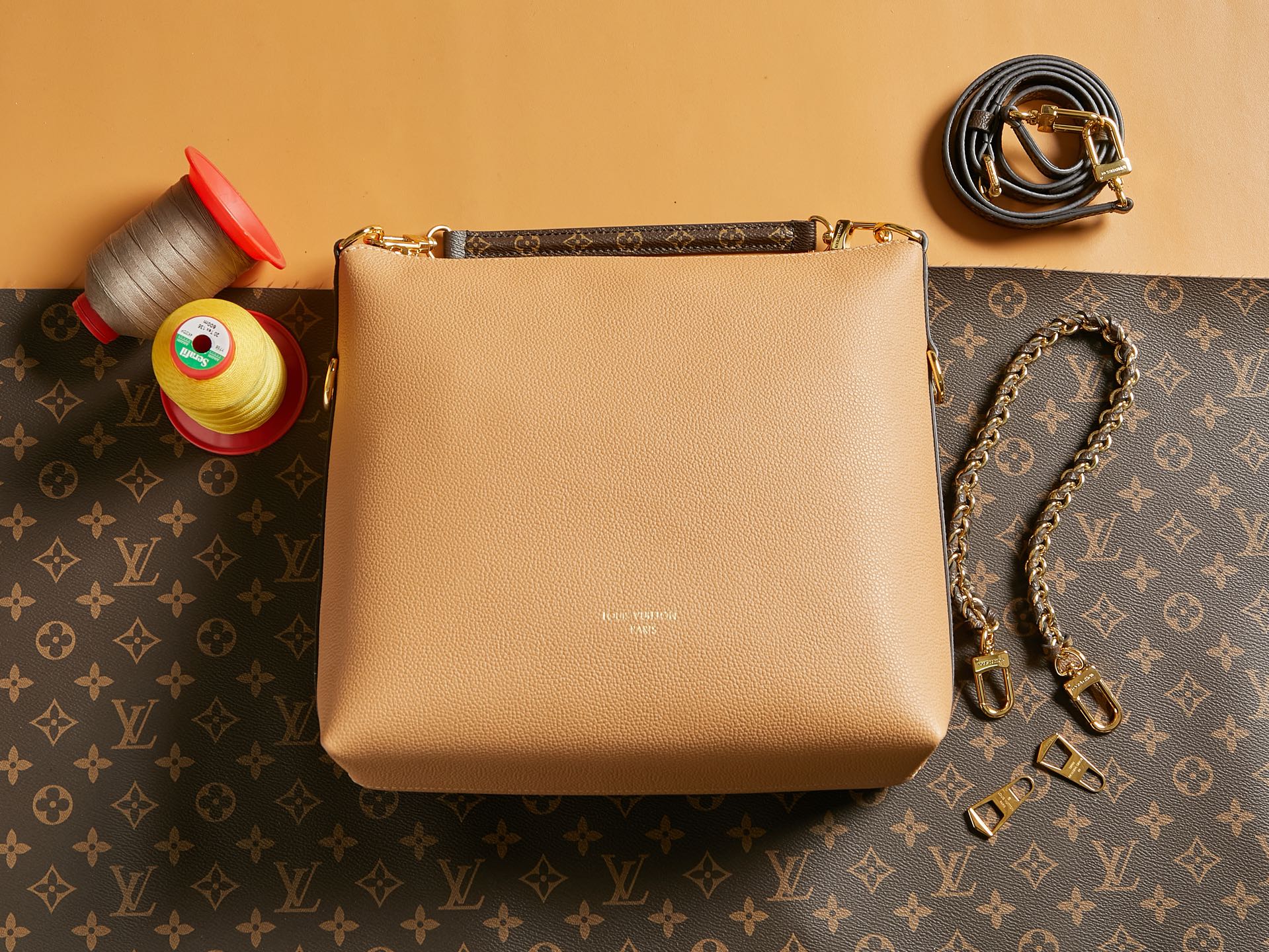 【頂級原單包LV手袋 獨家實拍 動態163c】M28029的图片-高仿LV包包、高仿lv女包