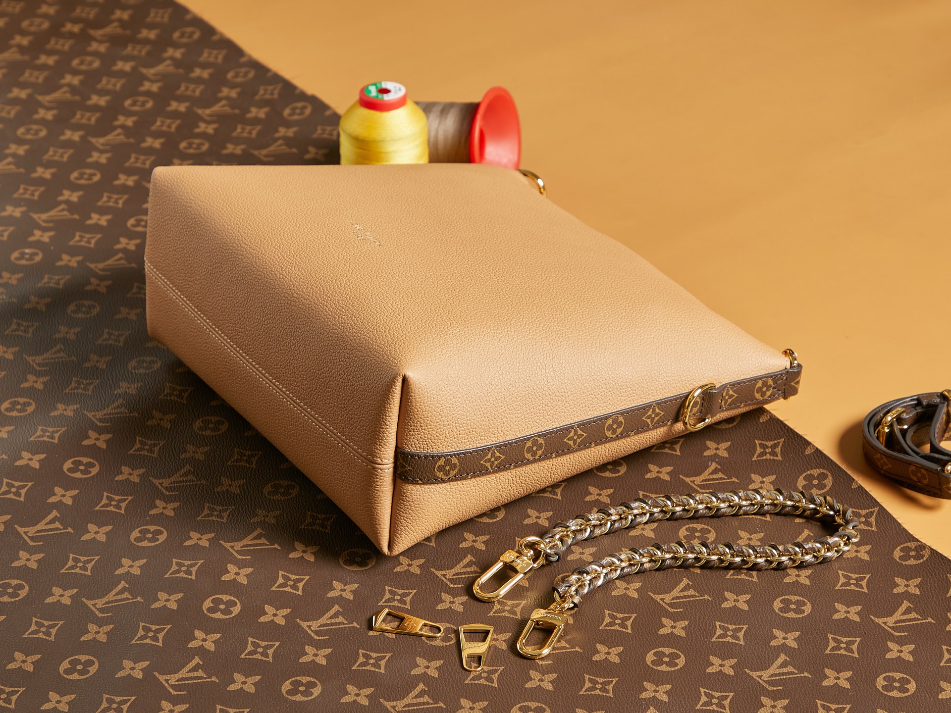 【頂級原單包LV手袋 獨家實拍 動態163c】M28029的图片-高仿LV包包、高仿lv女包