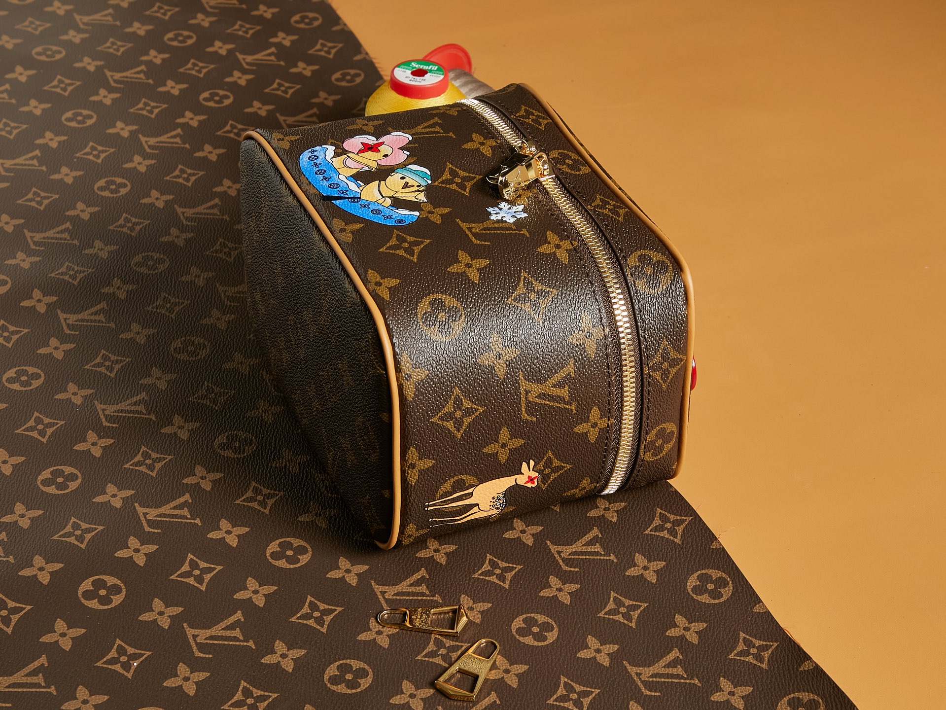 頂級原單 獨家實拍】M26647 本款 Nice 迷你化妝包LV原單包包的图片-高仿LV包包、高仿lv女包