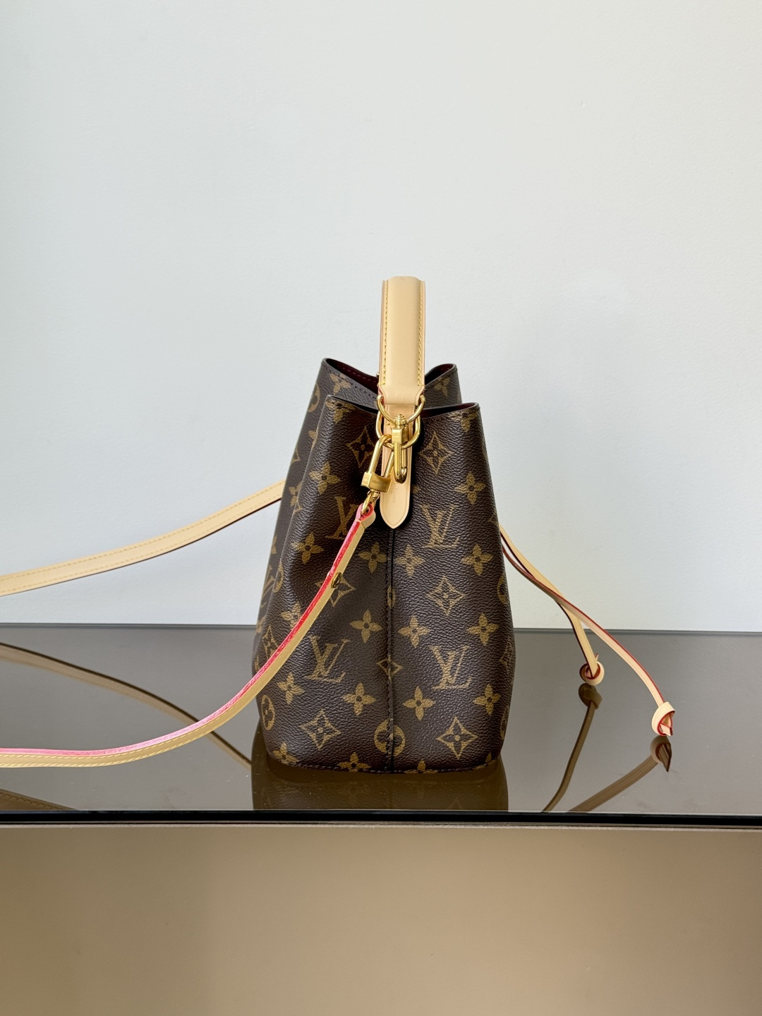 【特級原廠LV高仿包】 NEONOE BB手袋 型號: M46581的图片-高仿LV包包、高仿lv女包