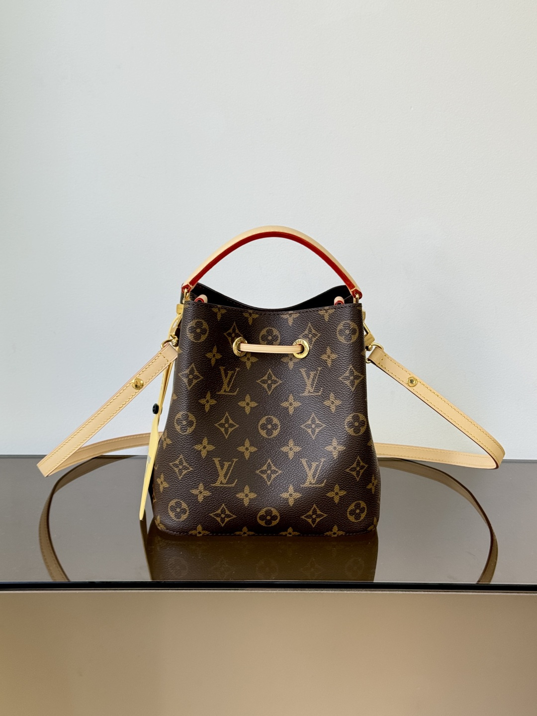 【特級原廠LV高仿包】 NEONOE BB手袋 型號: M46581的图片-高仿LV包包、高仿lv女包