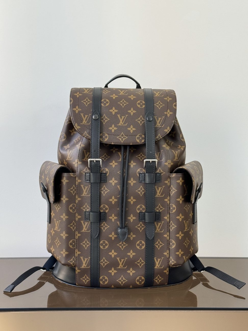 【特級原廠LV高仿包包】 Christopher 中號雙肩包 型號: M43735老花 動態芯片版