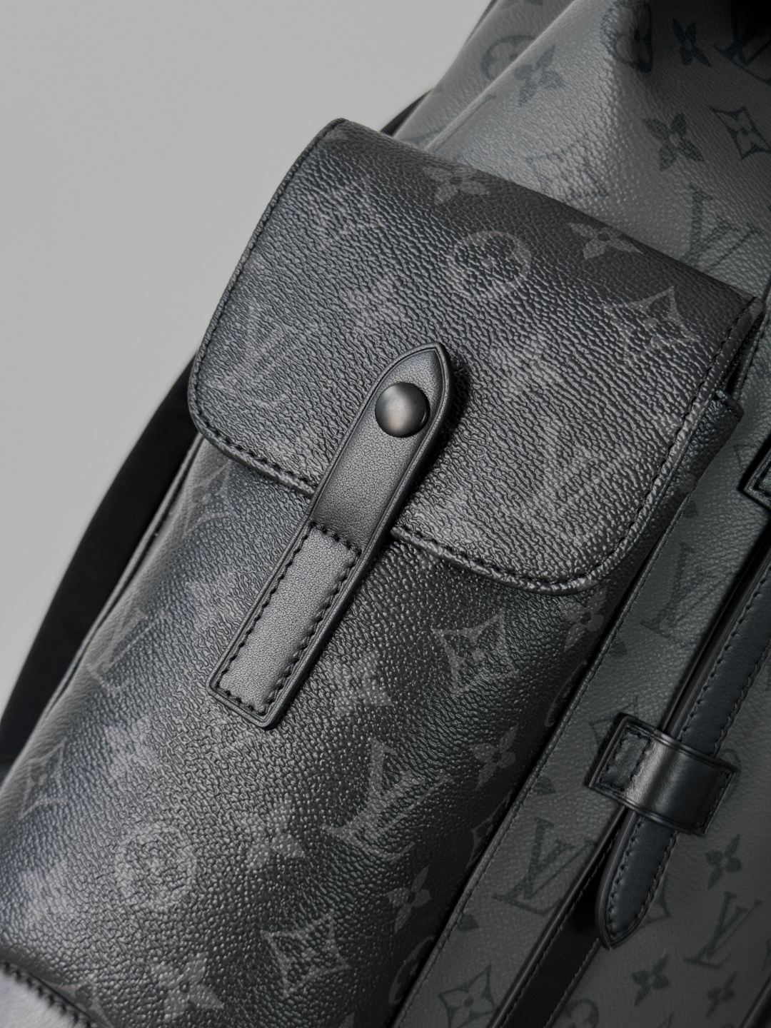 LV原單包中號雙肩包 型號: M45419雙拼花 動態芯片版的图片-高仿LV包包、高仿lv女包