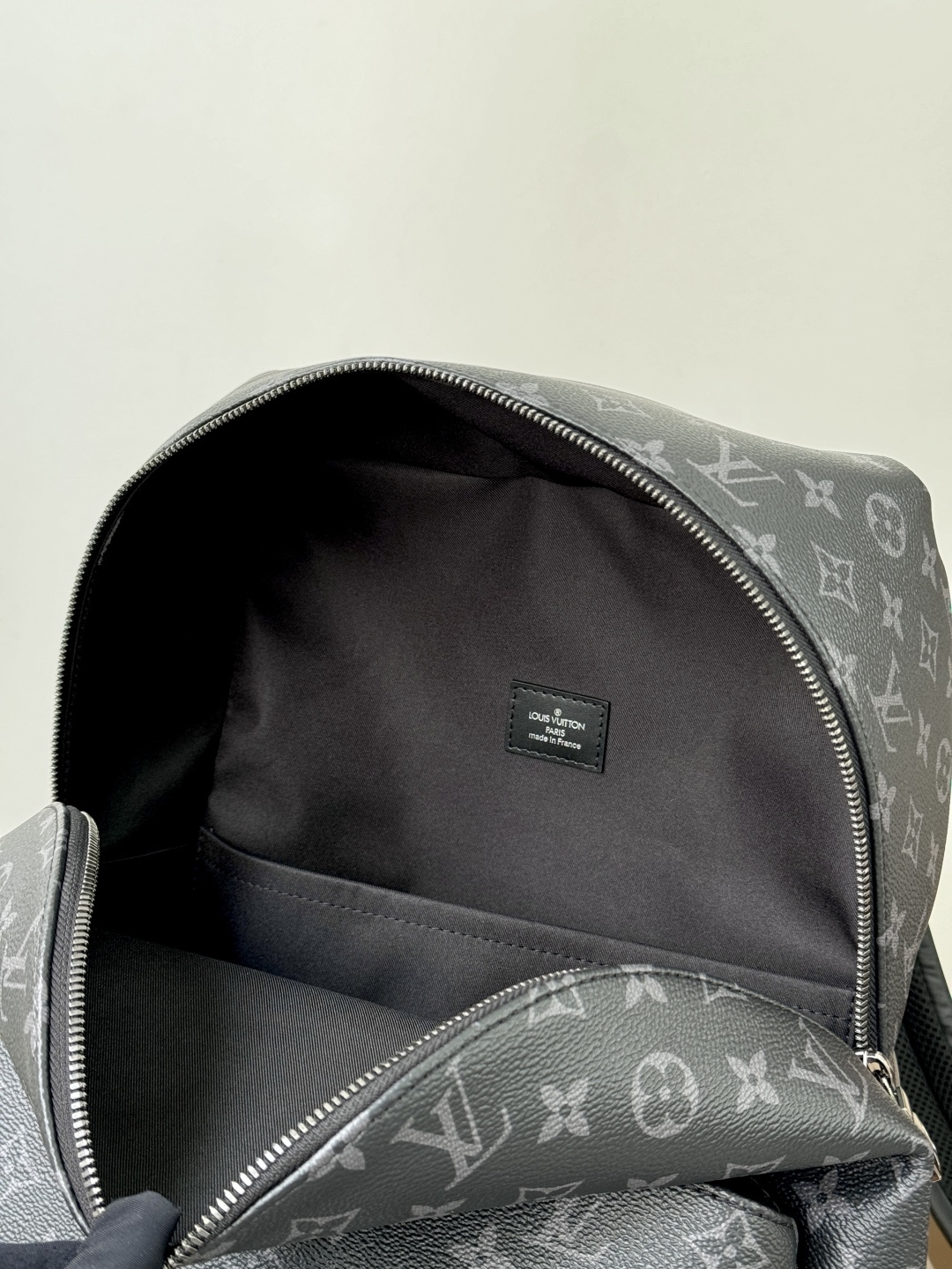 【特級LV原廠包】 Discovery 高仿雙肩包 型號: M43186 動態芯片版的图片-高仿LV包包、高仿lv女包