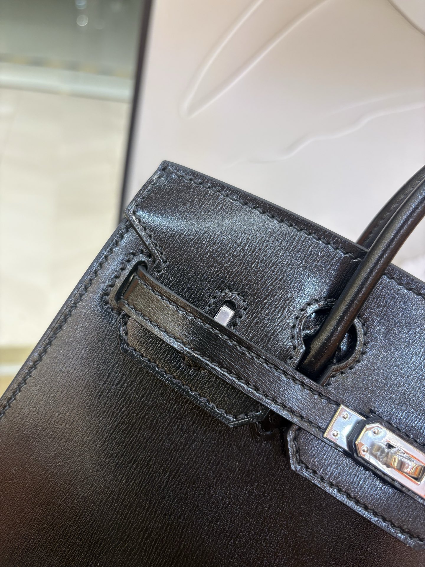 愛馬仕原單包原廠進口Box皮【黑色】銀扣 手工釘 限量版 專櫃同步的图片-高仿愛馬仕包包Hermes、高仿愛馬仕男包Hermes