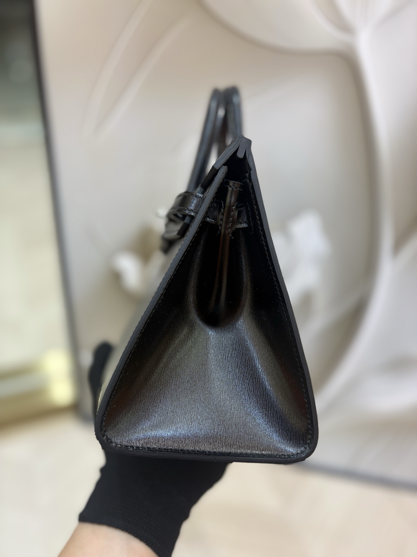 愛馬仕原單包原廠進口Box皮【黑色】銀扣 手工釘 限量版 專櫃同步的图片-高仿愛馬仕包包Hermes、高仿愛馬仕男包Hermes