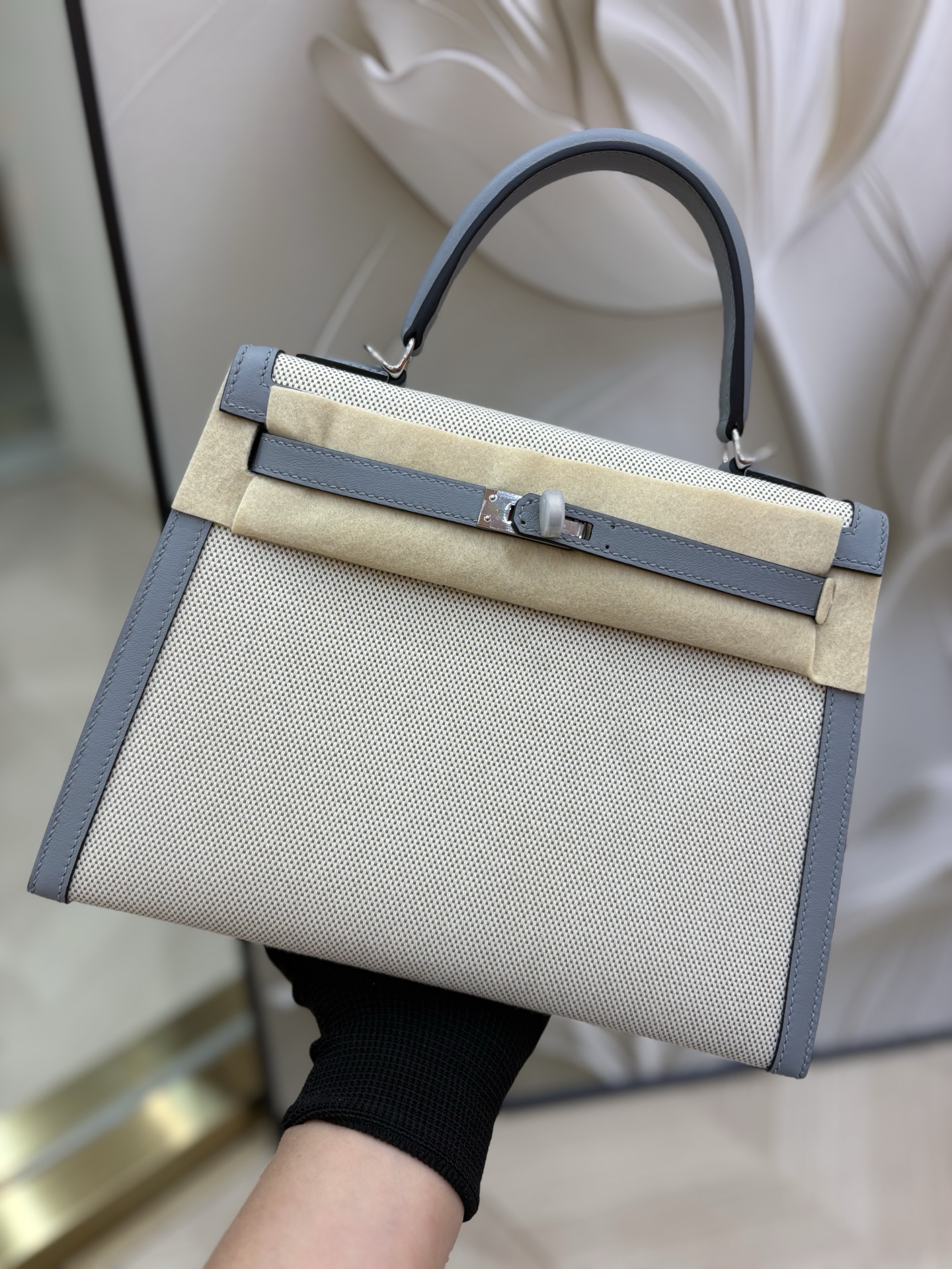 愛馬仕帆布凱莉原單包 25cm 原廠進口Swift皮拼帆布【冰川藍】銀扣的图片-高仿LV包包、高仿lv女包