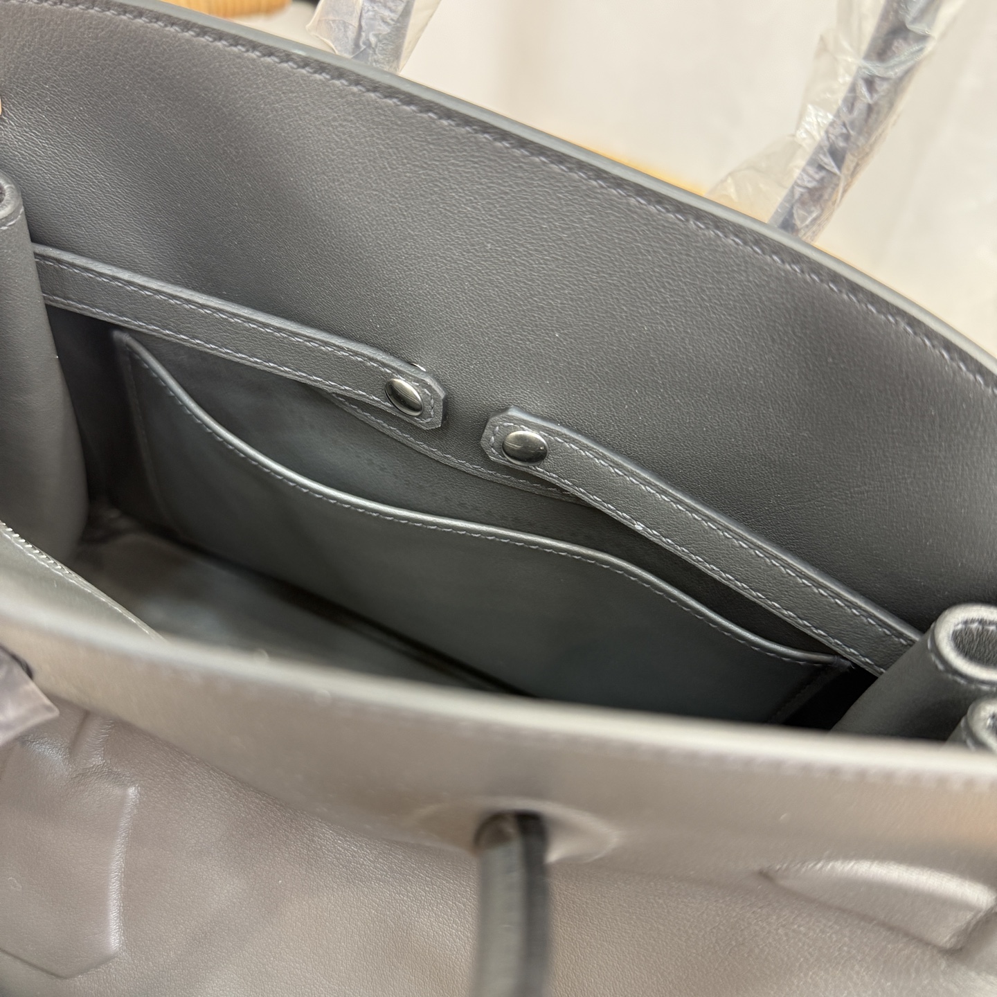 幻影鉑金包 25cm 原廠進口Swift皮【石墨灰】銀扣愛馬仕高仿包 手工蠟線縫製 頂級工藝的图片-高仿愛馬仕包包Hermes、高仿愛馬仕女包Hermes