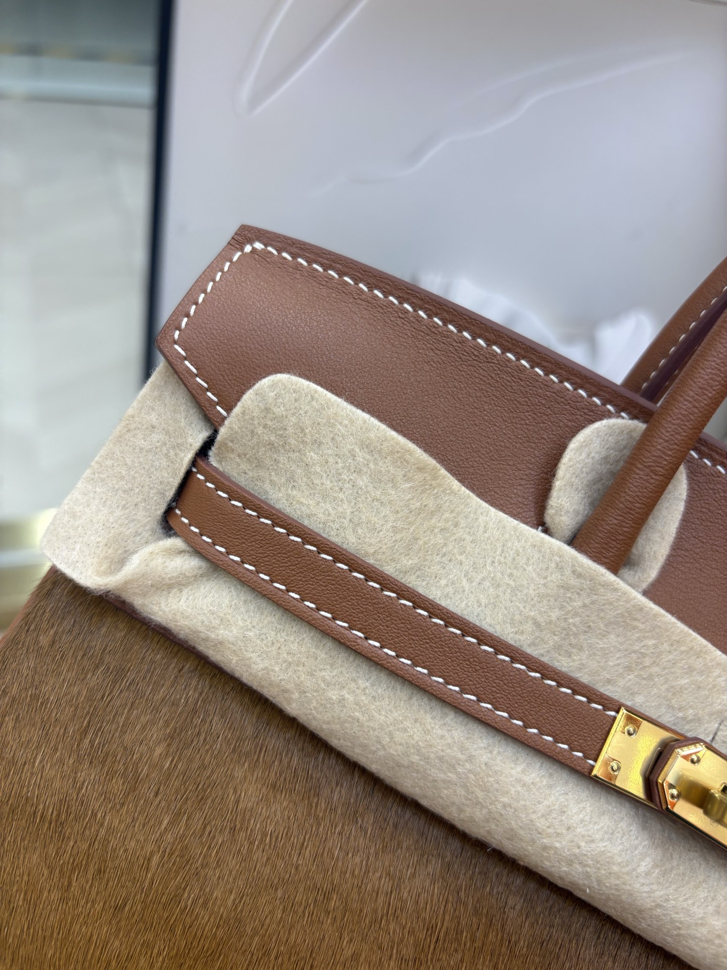 原廠進口Swift皮拼馬毛【金棕】金銀扣 手工釘愛馬仕精仿包的图片-高仿愛馬仕包包Hermes、高仿愛馬仕女包Hermes