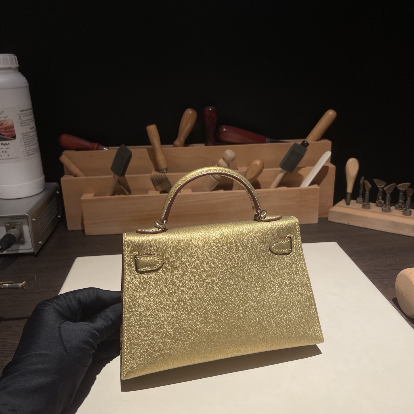愛馬仕原單包包 Kelly 二代 19cm 原廠進口Chevre山羊皮 淡金扣的图片-高仿愛馬仕包包Hermes、高仿愛馬仕女包Hermes