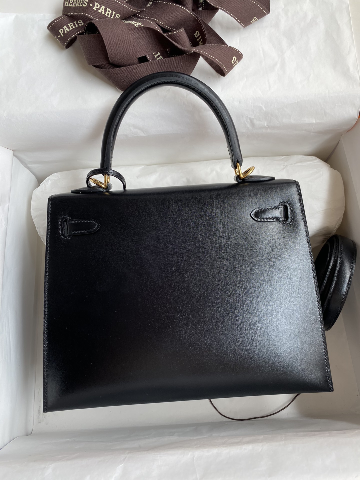愛馬仕Kelly 凱莉 25cm 原廠進口亮面Box皮【黑色】金扣高仿包包的图片-高仿愛馬仕包包Hermes、高仿愛馬仕女包Hermes